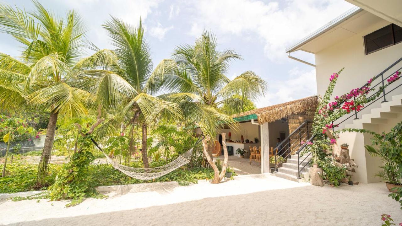 Rasdhoo Dive Lodge Exterior photo