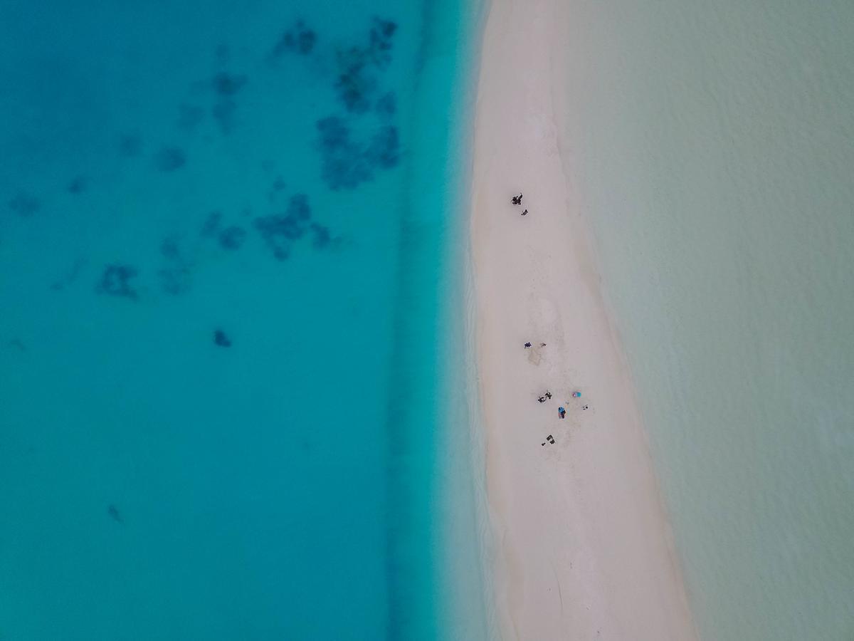 Rasdhoo Dive Lodge Exterior photo